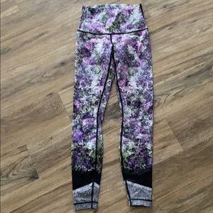 Lululemon Hi-Rise Tights, Nulux, Sz 6